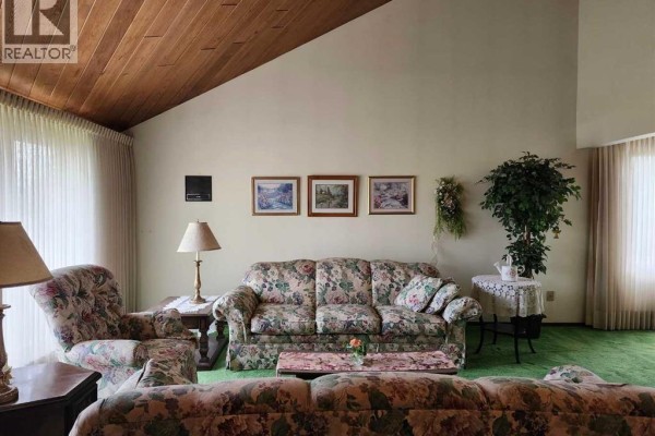 6pc Bathroom - 201 Huntington Park, Drumheller, AB T0J0Y6 Photo 4