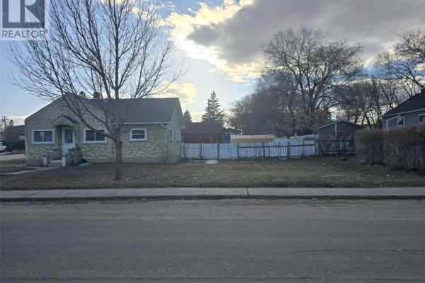 3pc Bathroom - 201 R Avenue N, Saskatoon, SK S7L2Y6 Photo 4