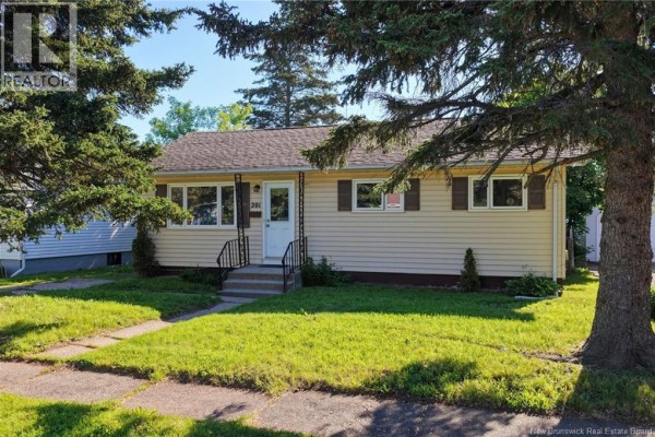 Kitchen - 201 Sumner Avenue, Moncton, NB E1C8A6 Photo 2