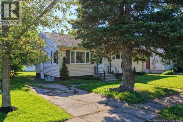 3pc Bathroom - 201 Sumner Avenue, Moncton, NB E1C8A6 Photo 3