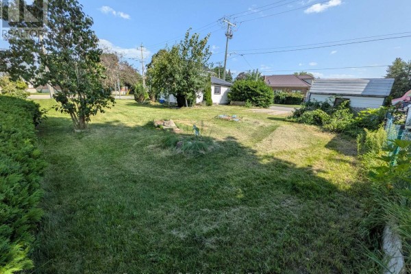 201 Tillson Avenue, Tillsonburg, ON N4G3B3 Photo 3