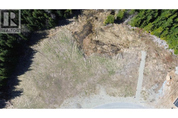 201 Wakita Street, Kitimat, BC V8C0B7 Photo 2