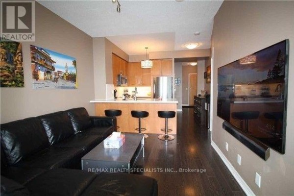 Dining room - 2010 - 3939 Duke Of York Boulevard, Mississauga, ON L5B4N2 Photo 2