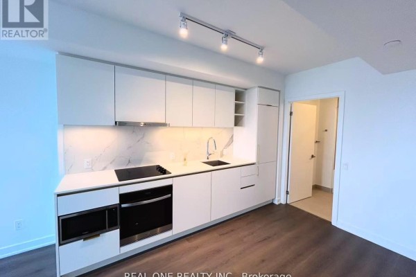 2010 - 8 Wellesley Street W, Toronto, ON M4Y0J5 Photo 5
