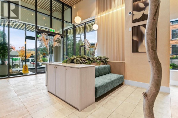 2010 626 Claremont Street, Coquitlam, BC V3J0T1 Photo 4