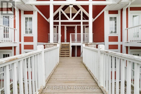 2010/2011 - 90 Highland Drive, Oro Medonte, ON, photo 2