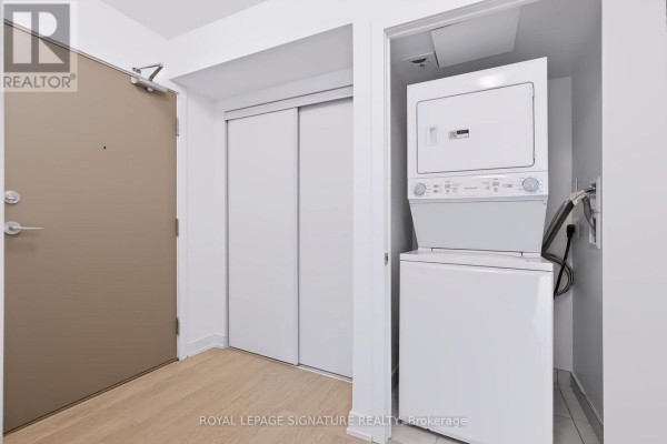 2011 - 1010 Sandy Beach Road, Pickering, ON L1W0C7 Photo 5