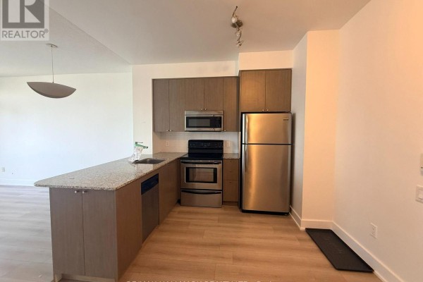 2011 - 23 Sheppard Avenue E, Toronto, ON M2N0C8 Photo 3