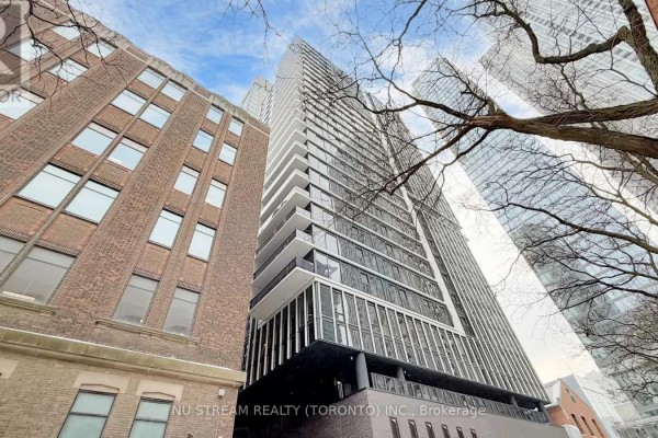 2011 - 771 Yonge Street, Toronto, ON, photo 2