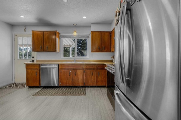 2011 Mcmillan Road, Abbotsford, BC, photo 3