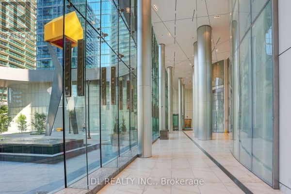 Dining room - 2012 - 14 York Street, Toronto, ON M5J0B1 Photo 5