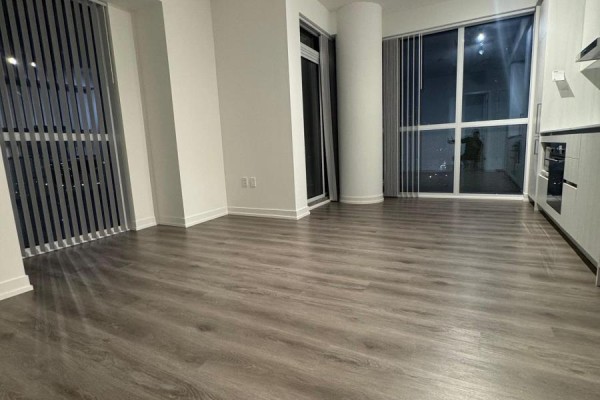 2012 - 225 Commerce Street, Vaughan, ON L4K0P9 Photo 4