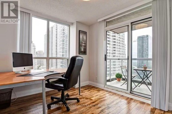 Kitchen - 2012 - 28 Empress Avenue, Toronto, ON M2N6Z7 Photo 3