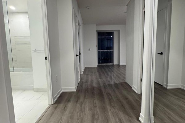 2012 225 Commerce Street, Vaughan, ON L4K0P9 Photo 3