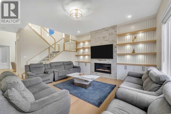 Family room - 2012 Waterbury Road, Chestermere, AB T1X2Y8 Photo 4