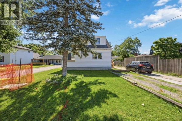 Kitchen - 2012 Wayne Avenue, Sarnia, ON N7T7Y9 Photo 3