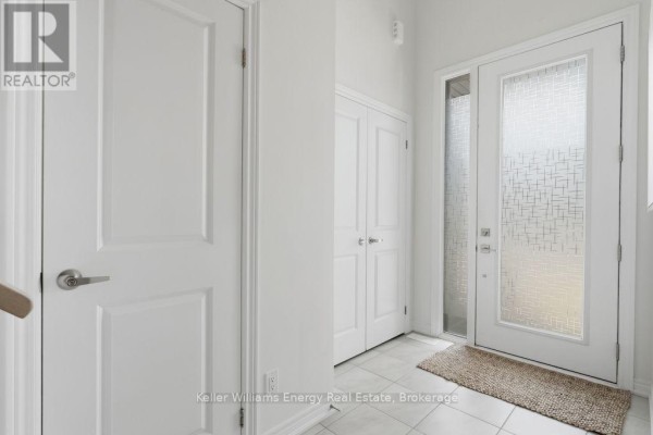 2013 Verne Bowen Street, Oshawa, ON L1L0S1 Photo 4