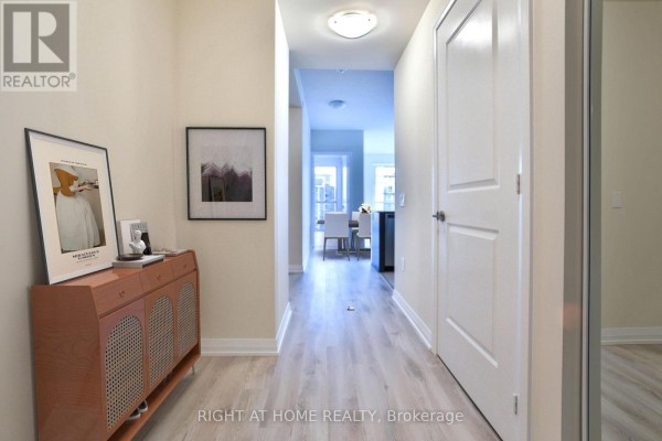 Dining room - 2014 - 35 Watergarden Drive, Mississauga, ON L5R0G8 Photo 2