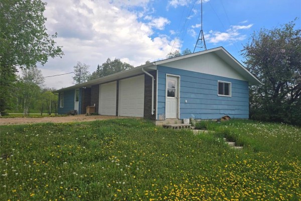 Eat in kitchen - 20146 141n Road, Riverton, MB R0C2R0 Photo 4