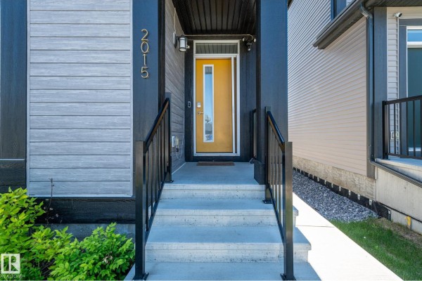 2015 Desrochers Dr Sw, Edmonton, AB, photo 3