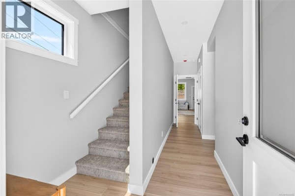 Bathroom - 2016a Galerno Rd, Campbell River, BC V9W0A2 Photo 2