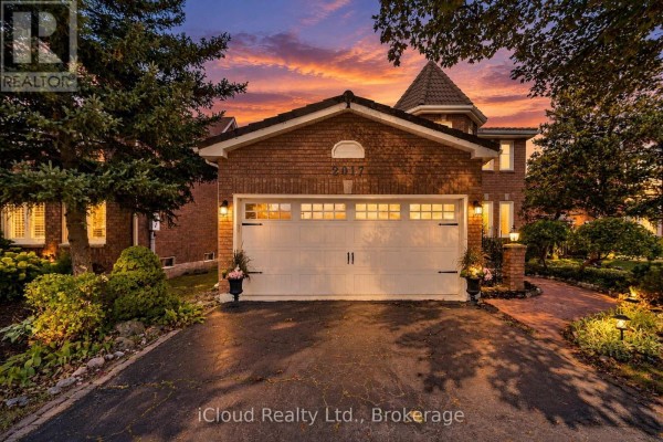 2017 Grenville Drive, Oakville, ON L6H3Z3 Photo 3