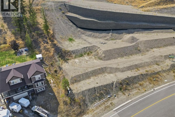 2017 Hugh Allan Drive, Kamloops, BC, photo 3