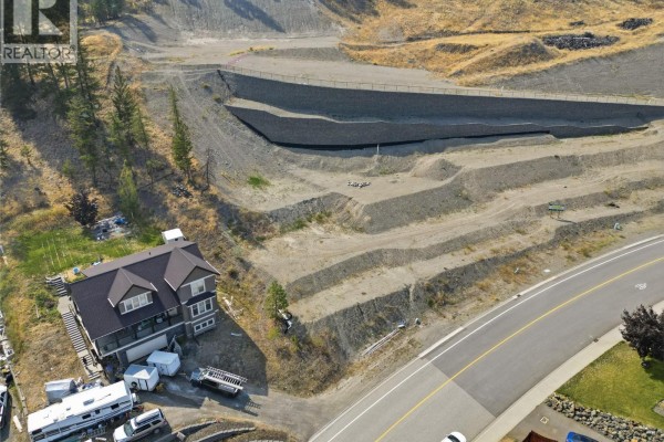 2017 Hugh Allan Drive, Kamloops, BC  Photo 5