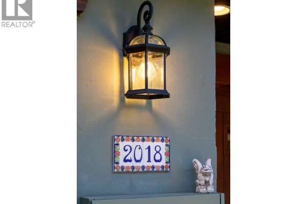 Primary Bedroom - 2018 Romney Rd, Victoria, BC V8S4J7 Photo 5