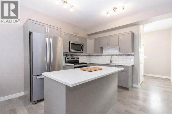 2pc Bathroom - 202, 148 Vanier Drive, Red Deer, AB T4R0K9 Photo 5