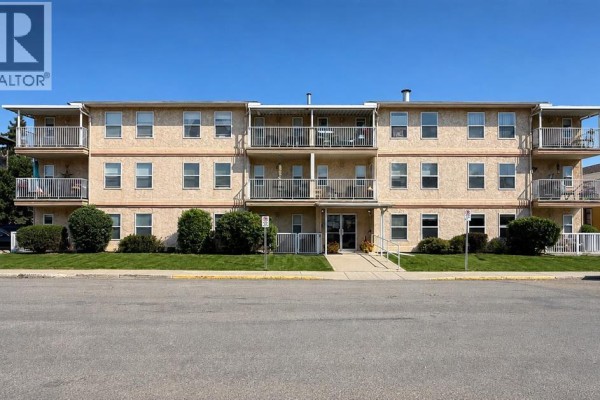 202, 5026 49 Street, Olds, AB, photo 2