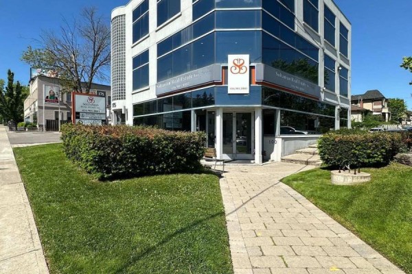 202 - 175 Willowdale Avenue, Toronto, ON M2N4Y9 Photo 2