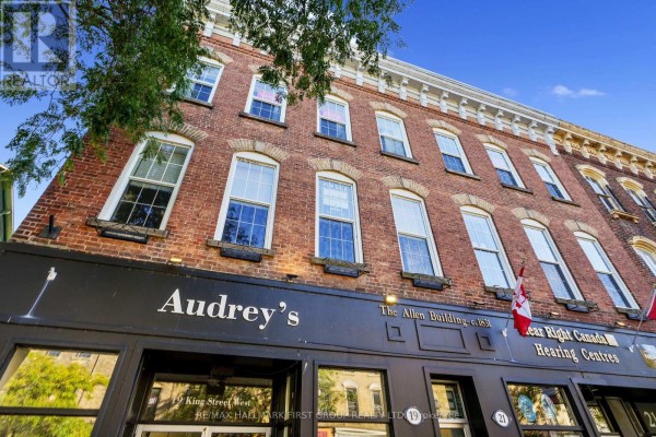 Kitchen - 202 - 19 King Street W, Cobourg, ON K9A2M1 Photo 2