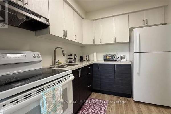Dining room - 202 - 206 Indian Road, Kitchener, ON N2B2S9 Photo 3