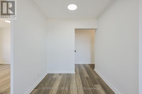 202 - 2204 Dufferin Street, Toronto, ON M6E3R8 Photo 5