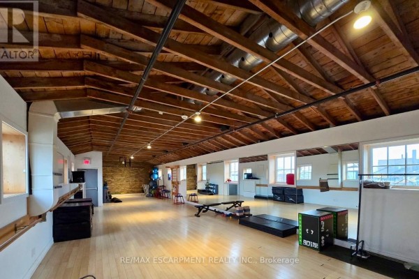 202 - 33 Villiers Street, Toronto, ON M5A1A9 Photo 4
