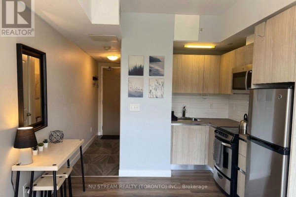 202 - 335 College Street, Toronto, ON M5T1S2 Photo 3