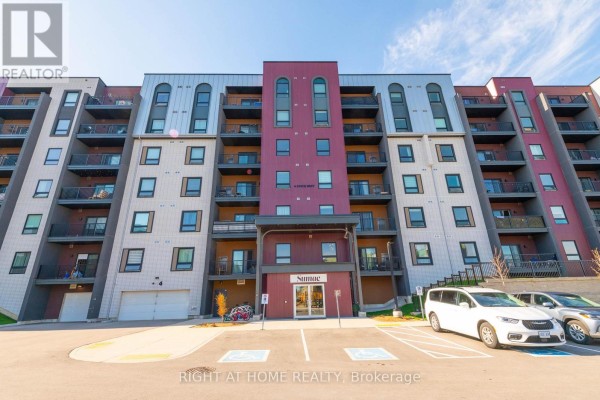 202 - 4 Spice Way, Barrie, ON, photo 2