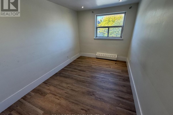 202 - 50 Benson Avenue, Richmond Hill, ON L4C4E6 Photo 4