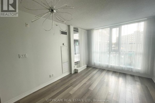 Dining room - 202 - 80 Esther Lorrie Drive, Toronto, ON M9W0C6 Photo 5