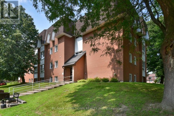 202 - 810 Kyle Court, Brockville, ON, photo 3