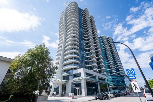 202 1475 Foster Street, Surrey, BC V4B0C9 Photo 2