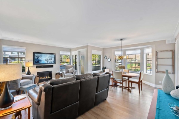 202 1488 Merklin Street, White Rock, BC V4B4C3 Photo 4