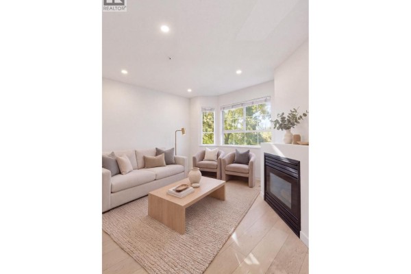 202 1520 Cotton Drive, Vancouver, BC V5L3V2 Photo 3
