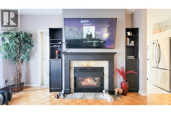 202 19091 Mcmyn Road, Pitt Meadows, BC V3Y2S8 Photo 4