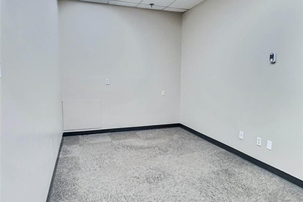 202 203 2805 6th Avenue, Prince Albert, SK S6V6Z6 Photo 4