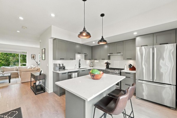 202 2277 Oak Meadows Drive, Surrey, BC V3Z0W6 Photo 5
