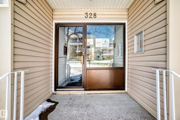 Primary Bedroom - #202 328 Woodbridge Wy, Sherwood Park, AB T8A4G3 Photo 4