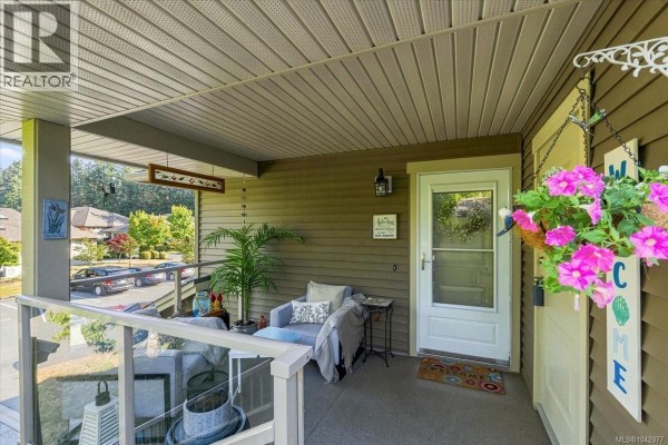 Entrance - 202 4442 Hedgestone Pl, Nanaimo, BC V9T0E6 Photo 3