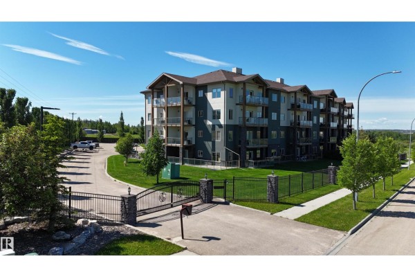 Primary Bedroom - #202 5201 Brougham Dr, Drayton Valley, AB T7A0A1 Photo 4